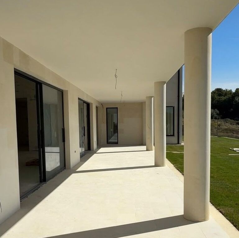 🏡✨ SHITET VILË LUKSUZE | PRANË ROLLING HILLS, LUNDËR 🌿