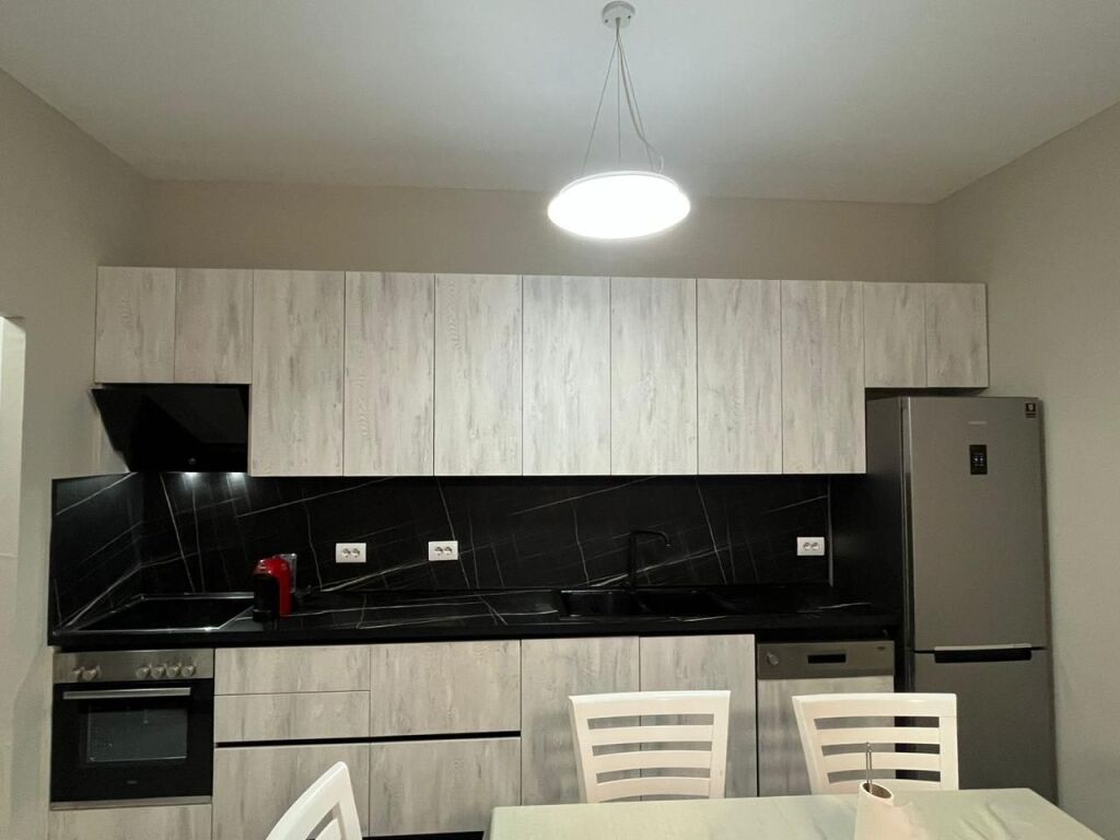 Shtëpi 1+1 në shitje në Sauk i Vjeter, Tirane