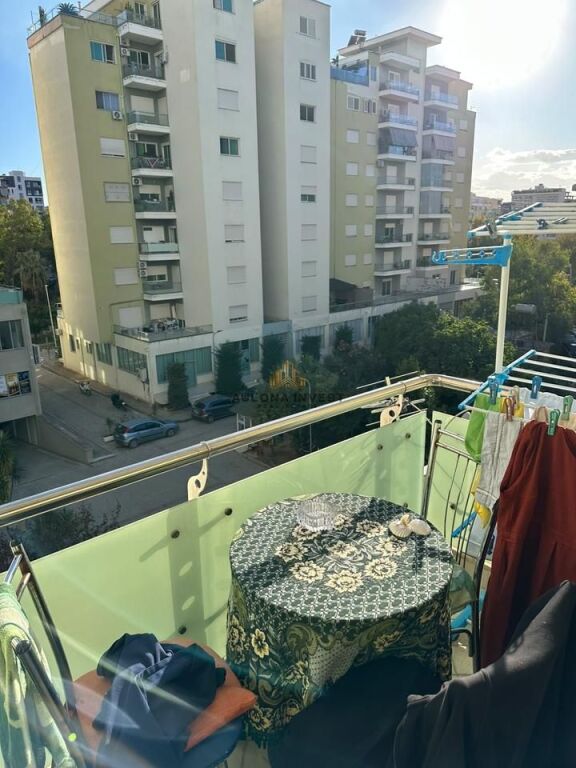 APARTAMENT 1+1 ME QERA AFATGJATE-ALBANO&amp;ROMINA VLORE