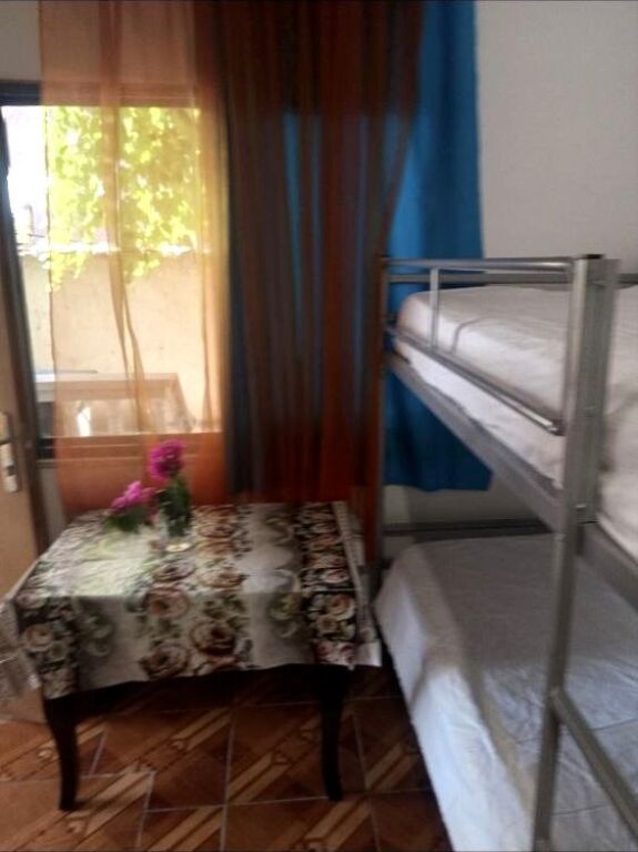 GARSONIERE 21,000 LEKE ZOGU I ZI