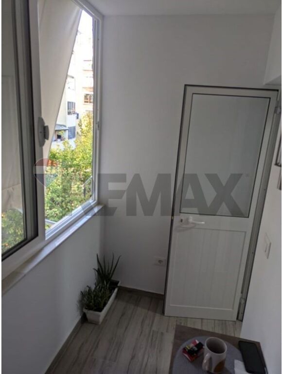 1+1 apartment for rent at the Former Durres Restaurant!