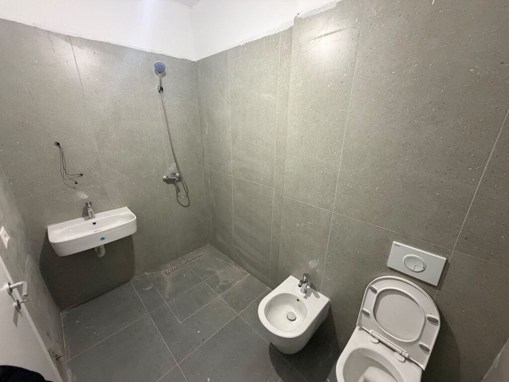 📣 SHITET Apartament 1+1 📍 Univers City Residence, Prane QTU ✨