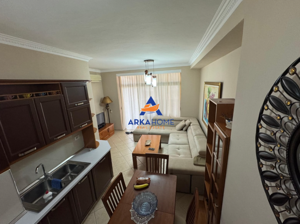 APPARTAMENTO IN AFFITTO 2+1 CON VERANDA "ASTIR, BAR ARTISTI" 58.000 LEKE