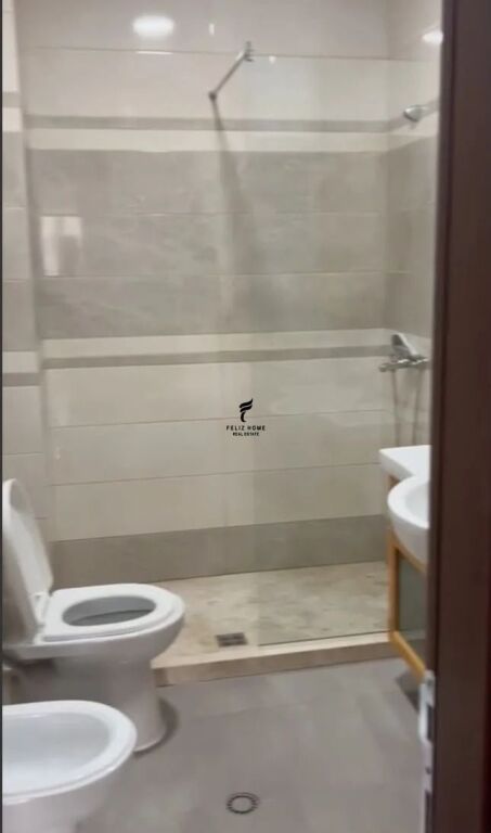 APARTAMENT ME QERA 2+1 YZBERISHT 45.000 LEKE FH-98302