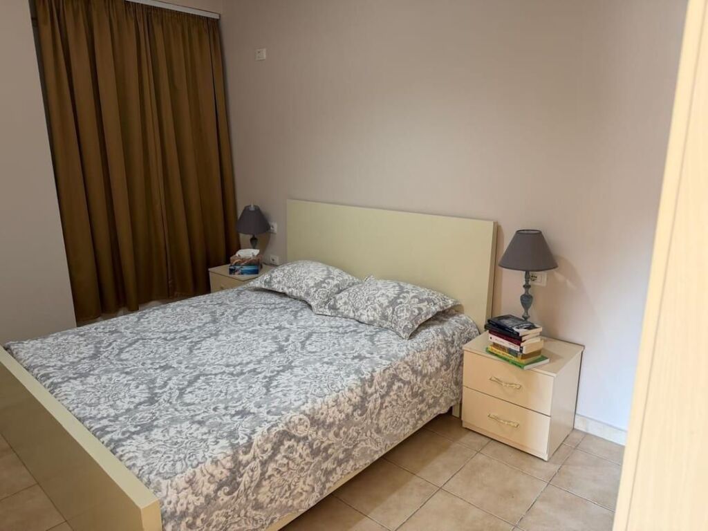 Ottimo appartamento 1+1 ad Astir, Vicino a Vila L2
