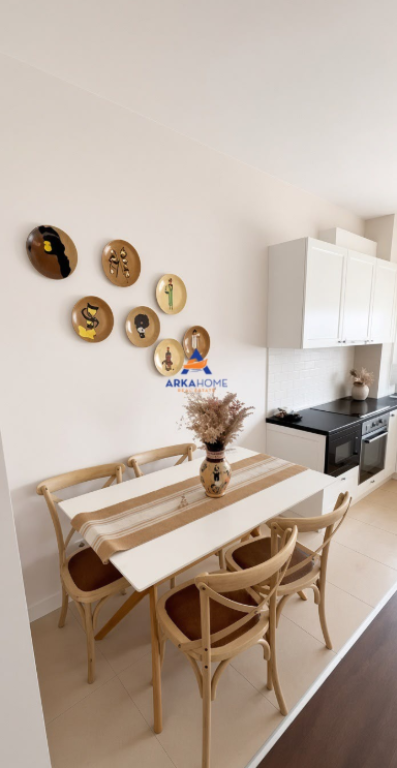 JEPET ME QERA APARTMENT 2+1+BALLKON "KOPSHTI ZOOLOGJIK" 700 EURO