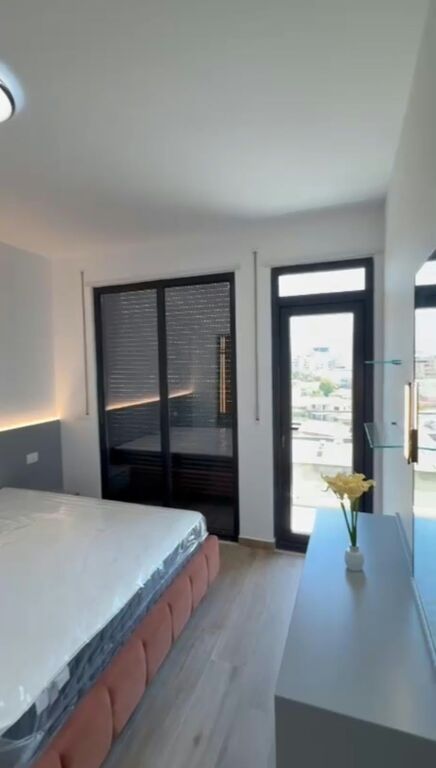 Qera | Apartament 2 + 1 | Rruga e Dibrës | 1000 €/muaj i diskutueshem