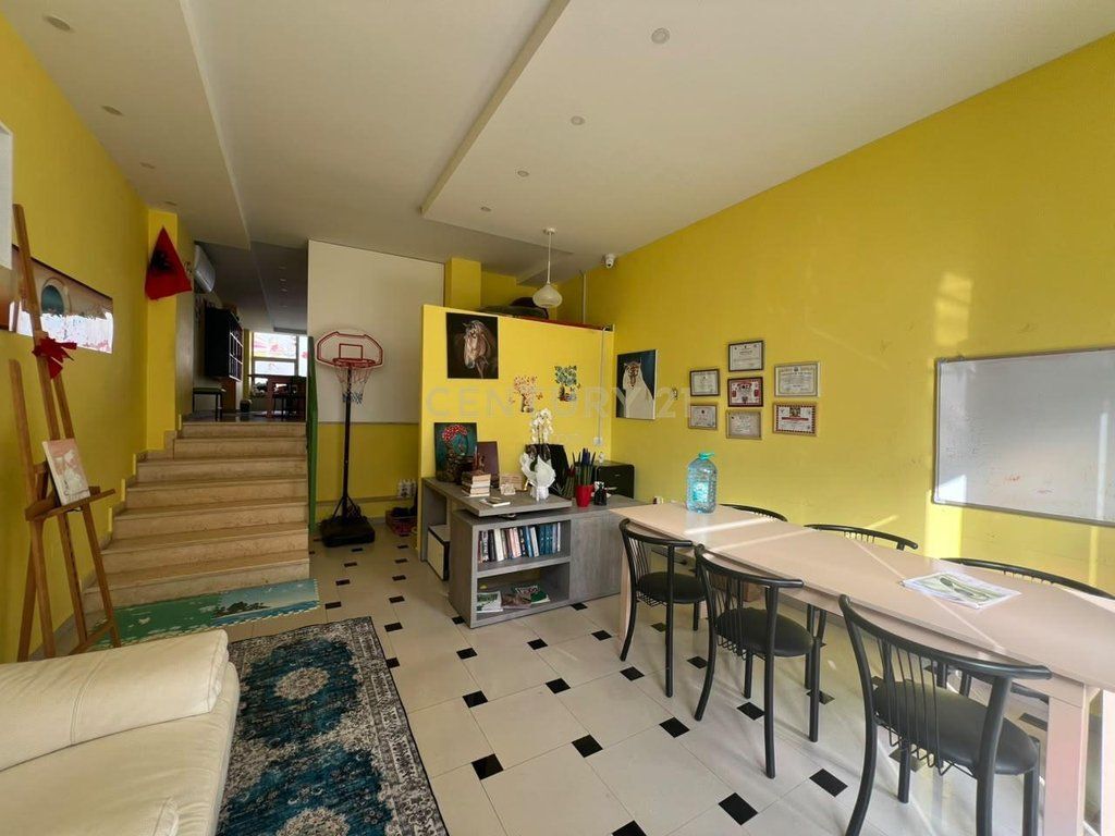 BUSINESS PREMISES FOR SALE IN ASTIR!