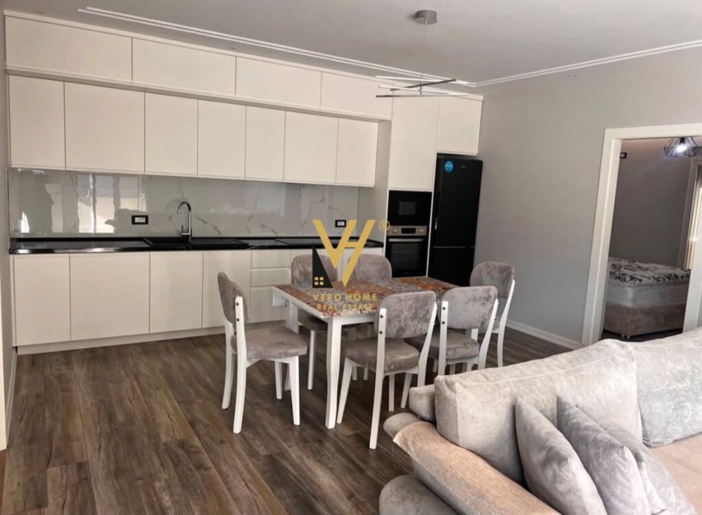 JEPET APARTAMENT 2+1+BLK ME QIRA NE PORCELAN 650 EURO