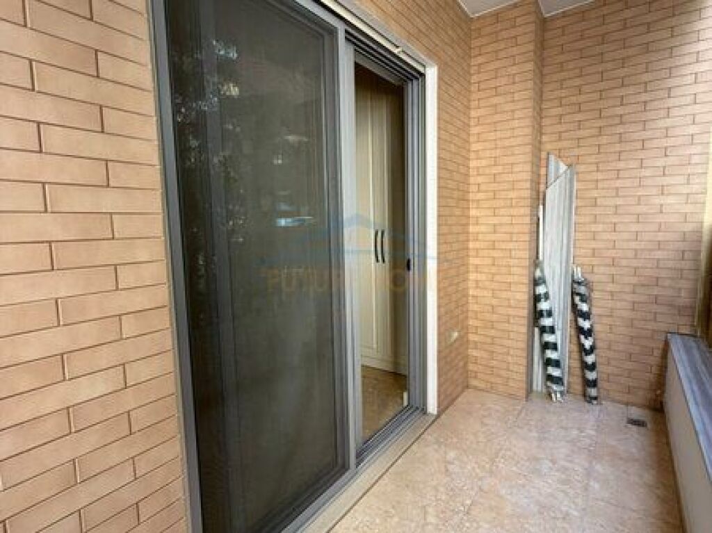  Shitet, Apartament 2+1+2, Liqeni i That, Tirane