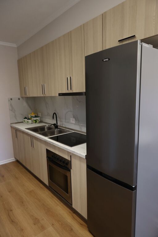 Jepet apartament me qera 1+1