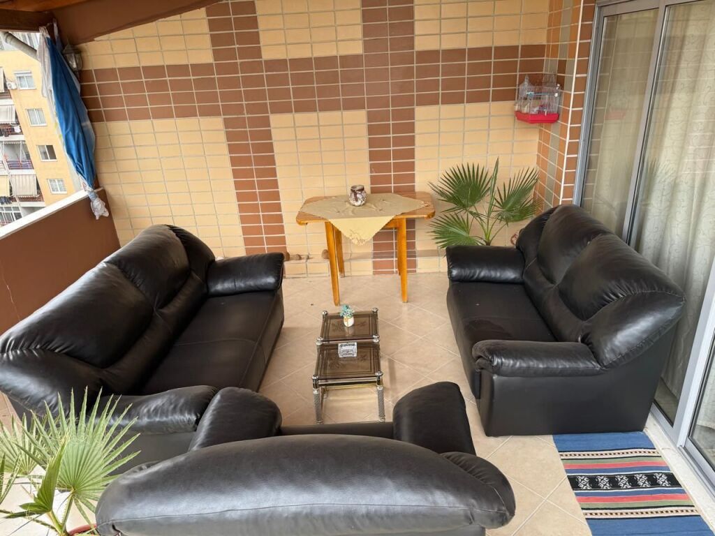 Jepet me qera apartament 2+1 Astir/ Bar Artist