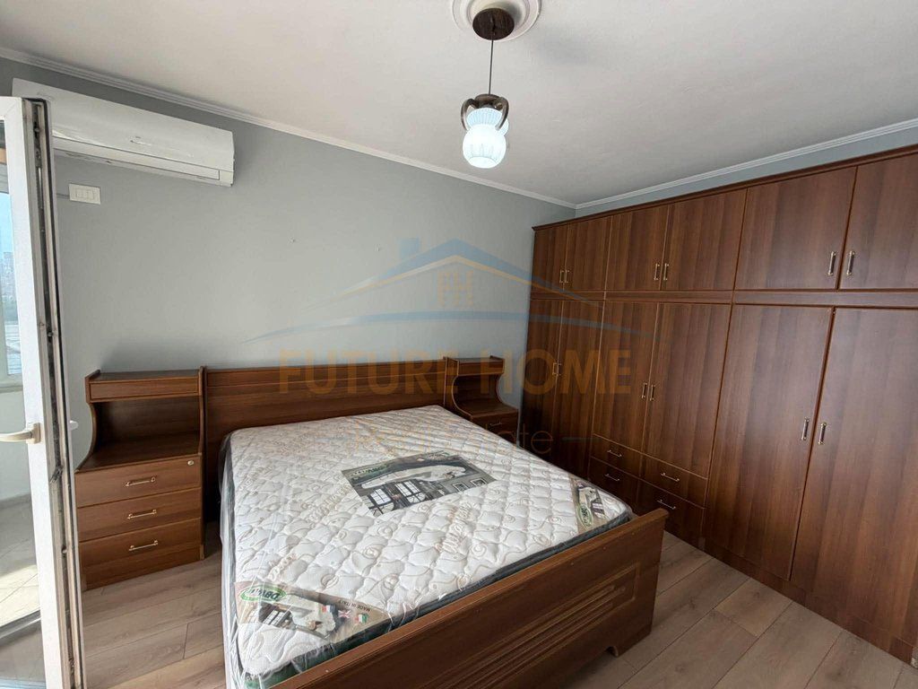 Shitet, Apartament 2+1, Kthesa e Kamzës, Pallatet e Verdha