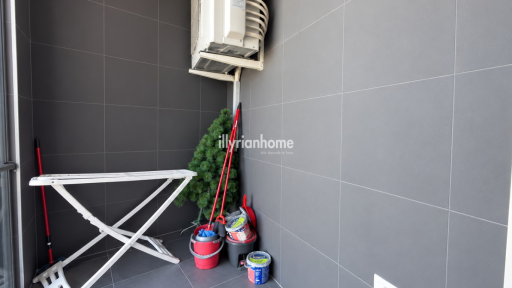 QIRA | APARTAMENT MODERN 2+1 | NË QENDËR TË TIRANËS _ PËRBALLË TOPTANIT