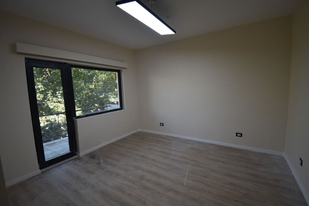 Jepet apartament 2+1 me qira ne Bllok