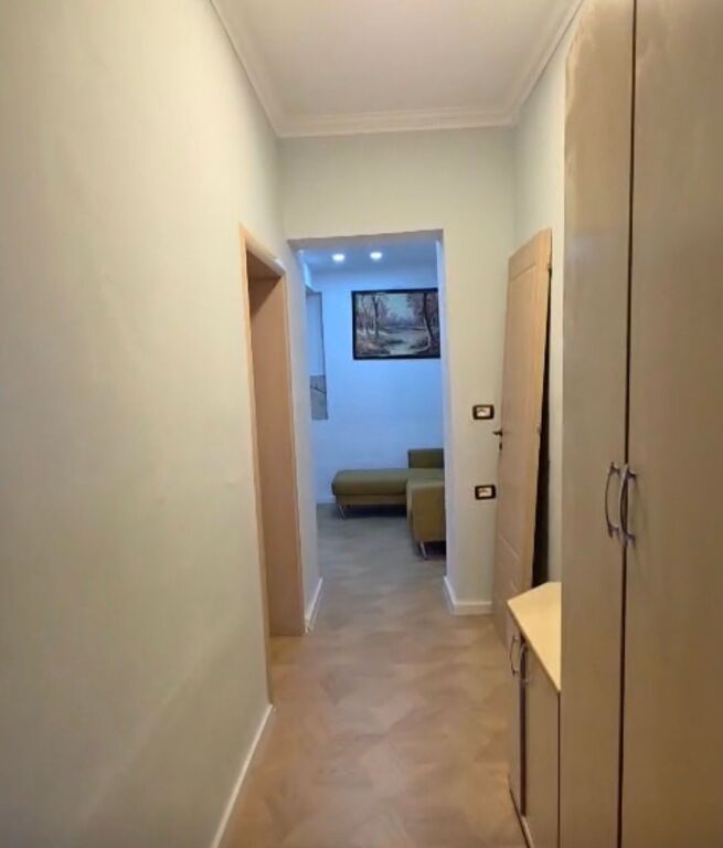 Apartament 2+1 (i vogel ) tek Siri Kodra!