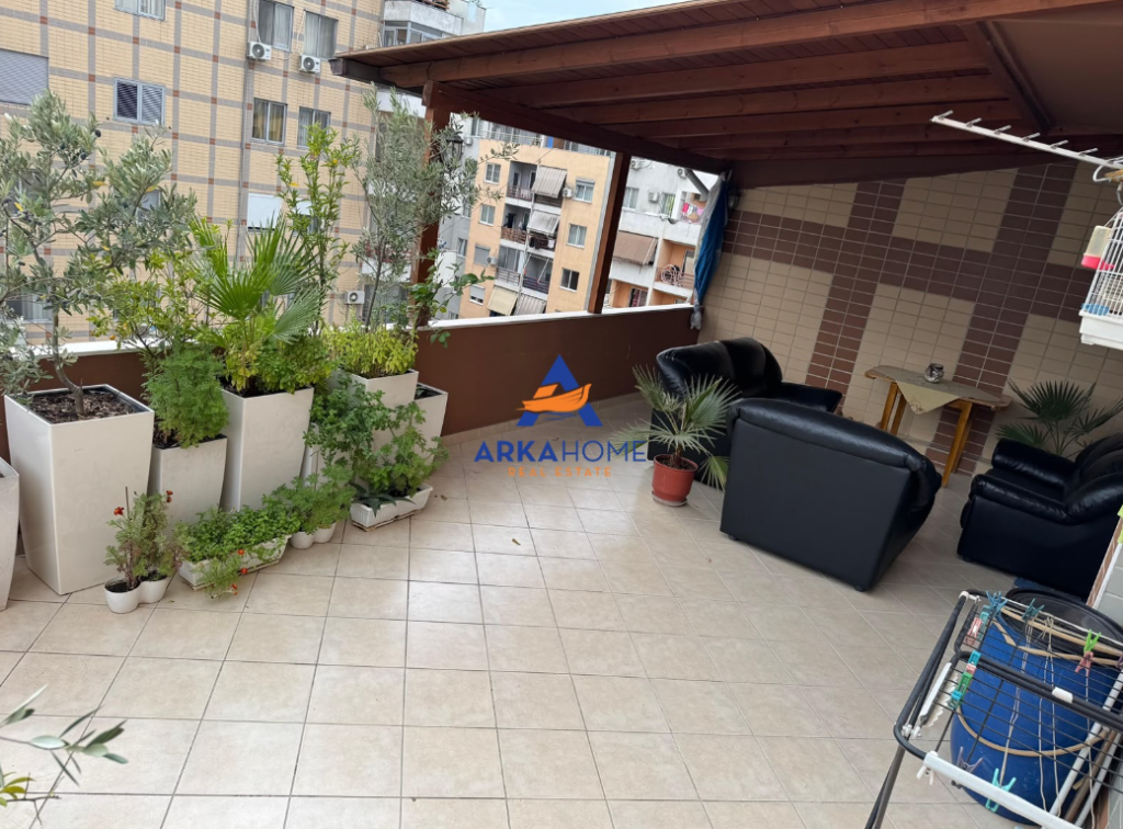 APPARTAMENTO IN AFFITTO 2+1 CON VERANDA "ASTIR, BAR ARTISTI" 58.000 LEKE