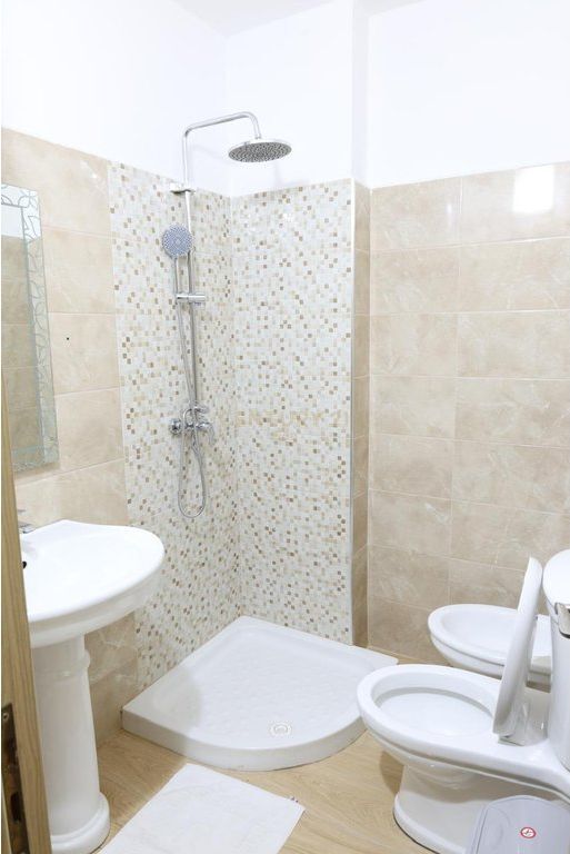 JEPET ME QIRA APARTAMENT 1+1 NE CURRILA !