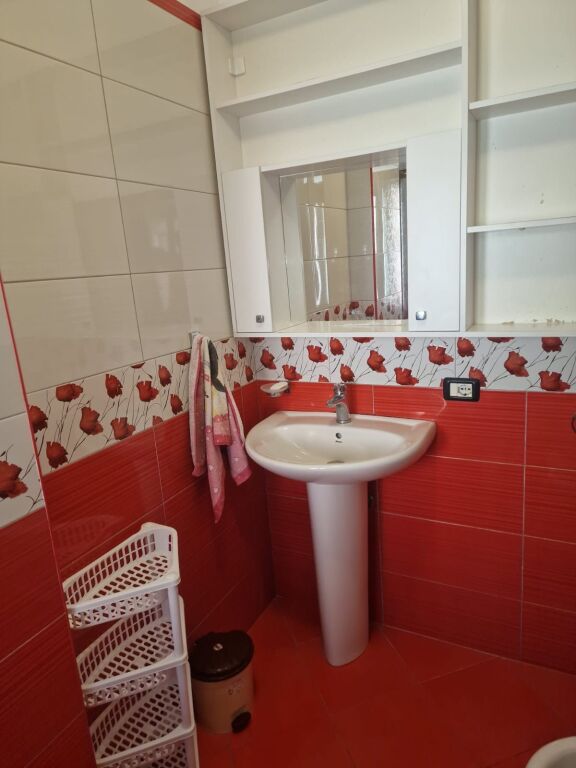 Apartament 1+1 me qera tek Sheshi Wilson