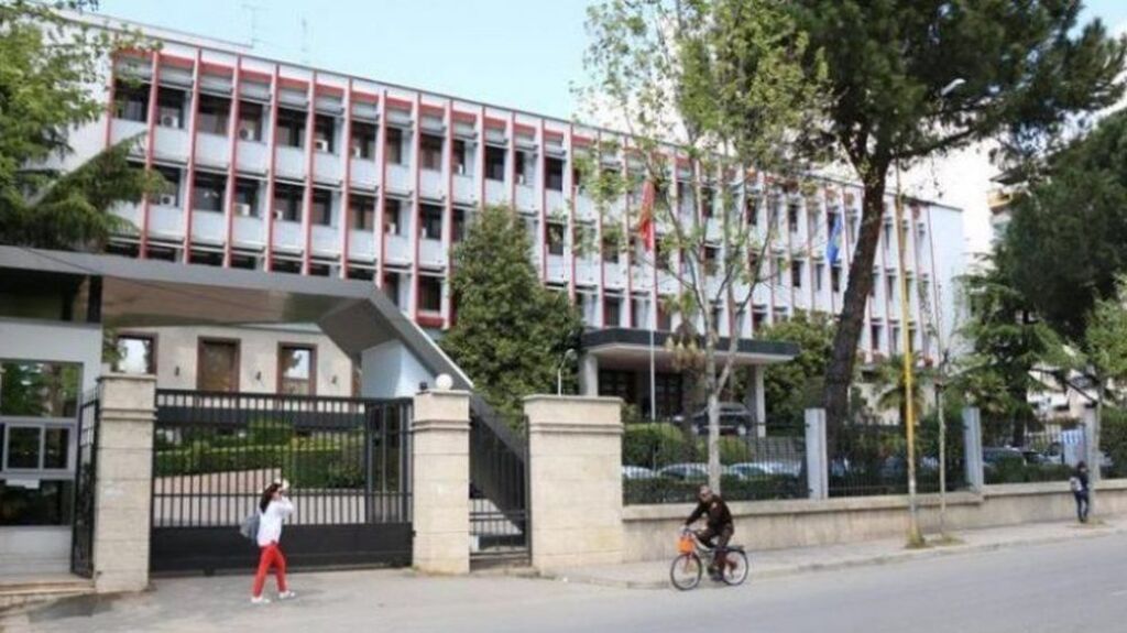 Qira, Ambient Biznesi, Ministria e Jashtme, Tiranë.