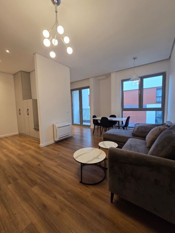 APARTAMENT 1+1 ME QIRA – LIQENI I THATË