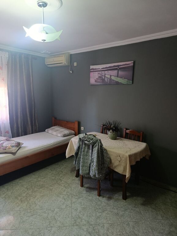 Rent | Apartament 2 + 1 | Rruga Njazi Meka | 400 €/month