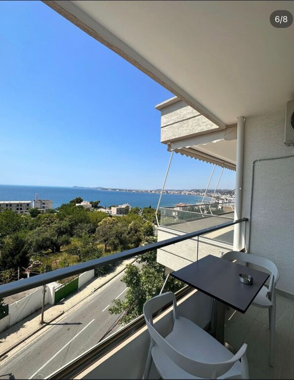 SHITET APARTAMENT 1+1 DHE GARAZHD 19m UJI FTOHTE VLORE