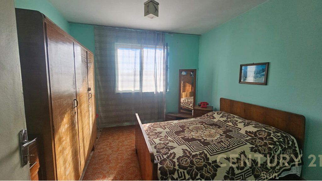 Appartamento 3+1 in vendita a Xhamlliku, Tirane