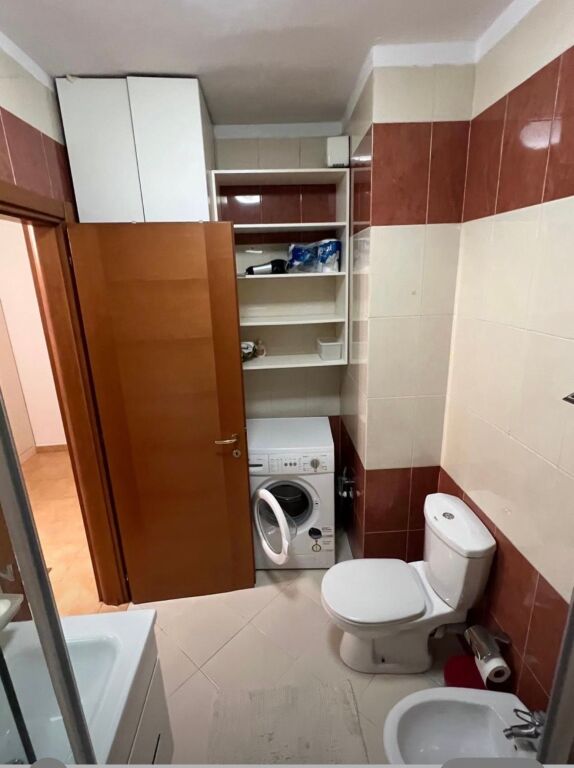1+1, floor 3 Elevators, sales street block, 800 thousand lek