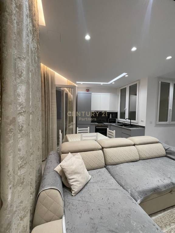 Apartament 1+1+ Post Parkimi me qira te River Residence
