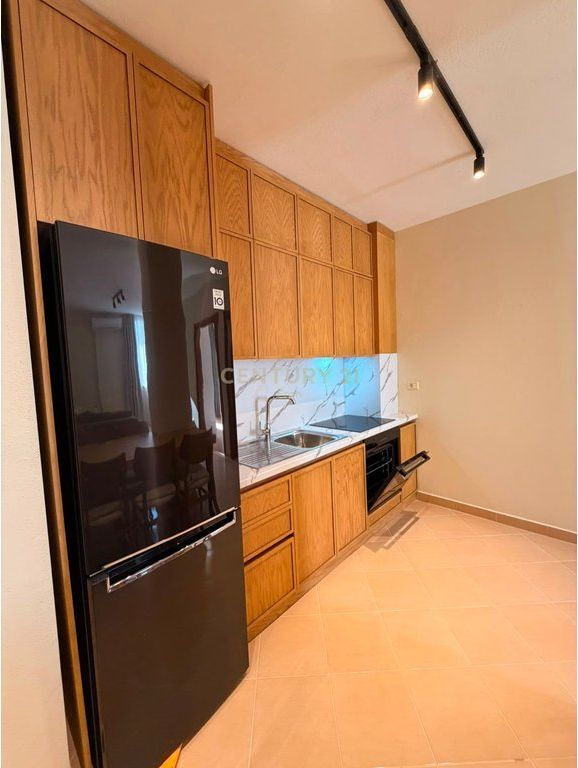 2+1 apartment for sale – Opposite Hotel Epidam