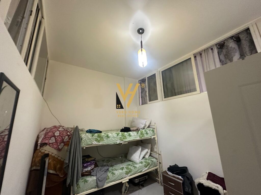 SHITET APARTAMENT 2+1+2+AMBIENT BIZNESI NE QESARAKE 270.000 EURO