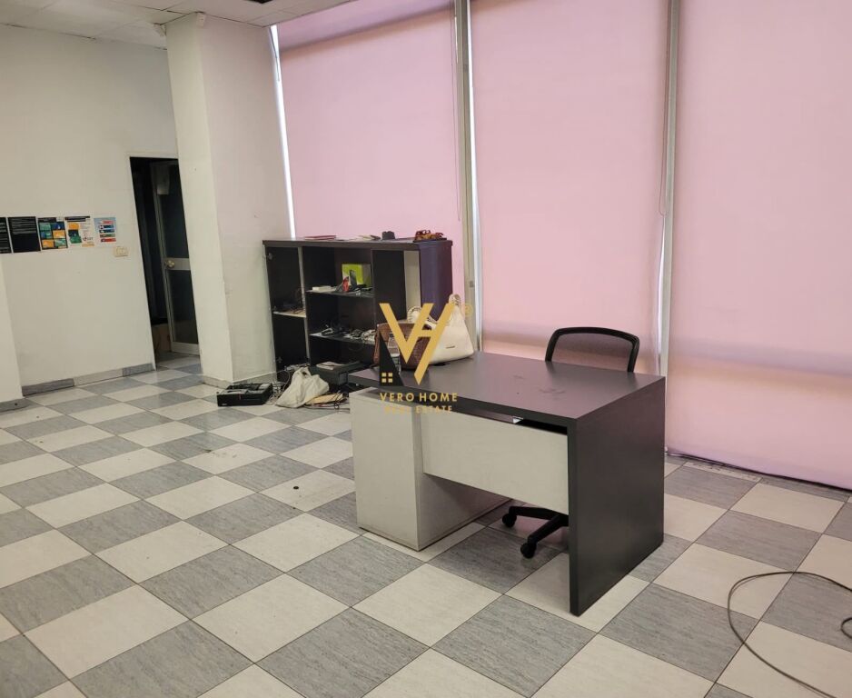 OFFICE FOR RENT 286 M2 AT THE FORMER EXHIBITION 150,000 LEKE