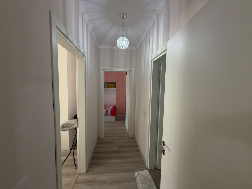 2+1 apartment for rent with parking  📍 Location: Former Aviation Field