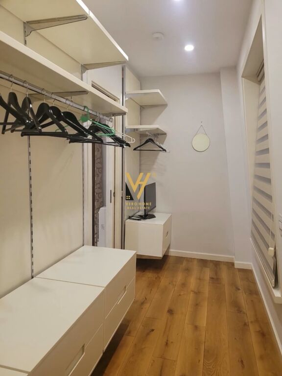 APPARTAMENTO 4+1+3+2BLK IN AFFITTO A BLLOK 2.500 EURO