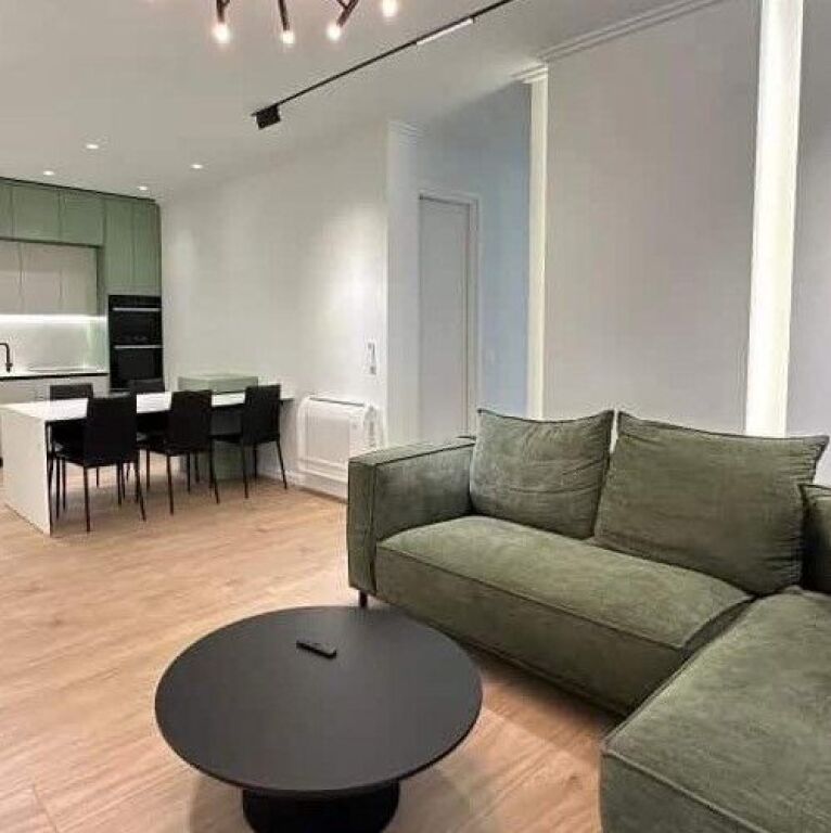 🏡✨ APPARTAMENTO DI LUSSO 3+1 IN AFFITTO + POSTO AUTO ✨🏡