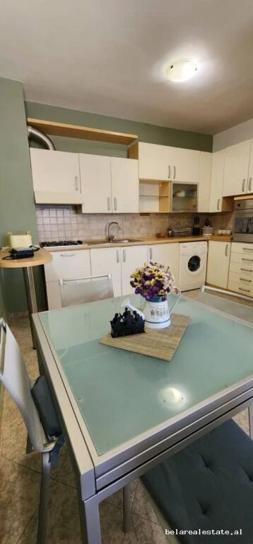 Apartament me Qera 1+1 Tek Pazari i Ri (B2101950) Tirane