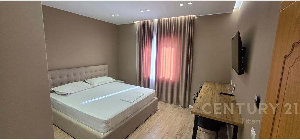 VILË ME QIRA TE LIQENI I FARKËS | IDEALE PËR AIRBNB &amp; BOOKING 🏡