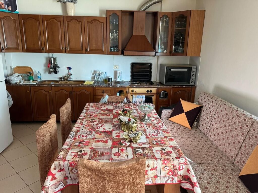 APARTAMENT 1+1 ME QERA AFATGJATE-ALBANO&amp;ROMINA VLORE
