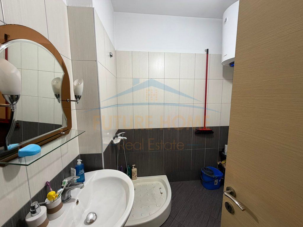 For sale, 2+1+2 apartment, New Ring Road, Tirana