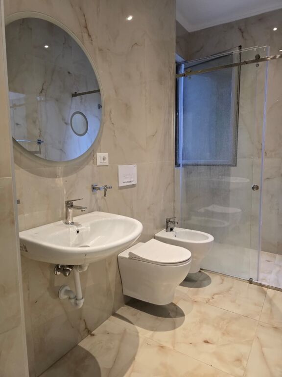 APARTAMENT 1+1 ME QIRA – LIQENI I THATË