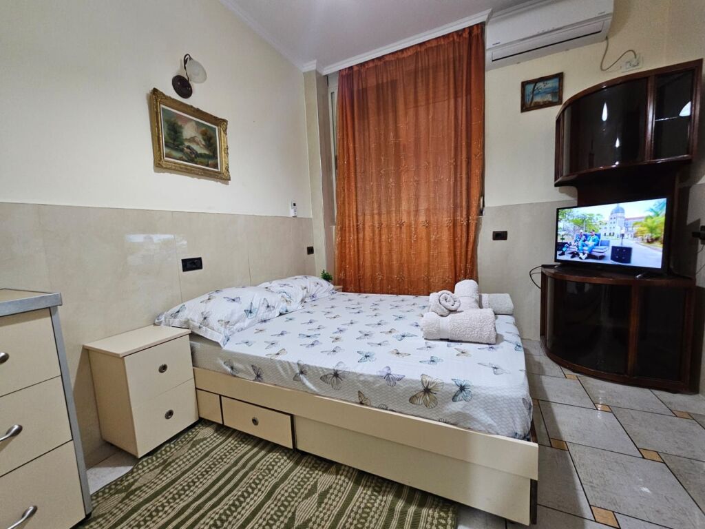 5 May 1+1 Apartment for Rent