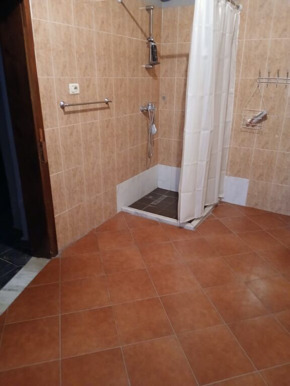 Qera | Vilë 2 + 1 | Babrru | 400 €/muaj