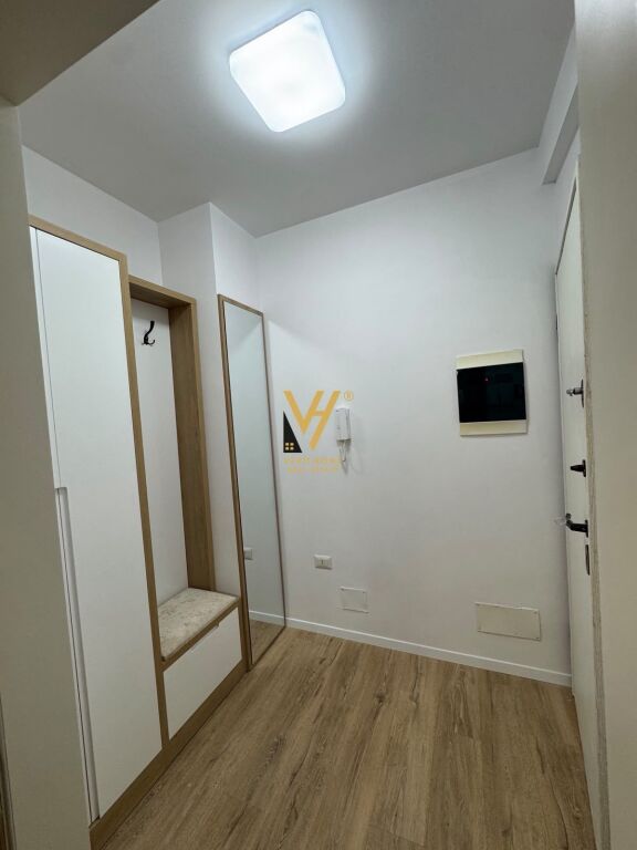 Appartamento 2+1 con balcone in affitto, 21 Dhjetori, 80.000 lekë