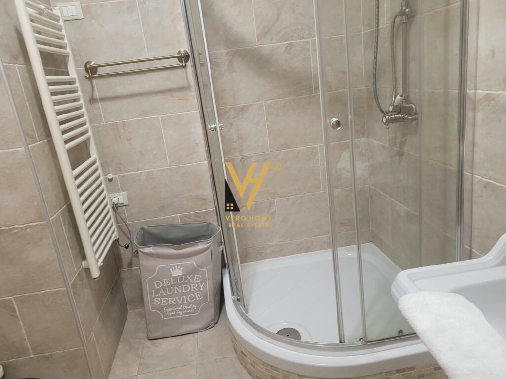 APPARTAMENTO 4+1+3+2BLK IN AFFITTO A BLLOK 2.500 EURO