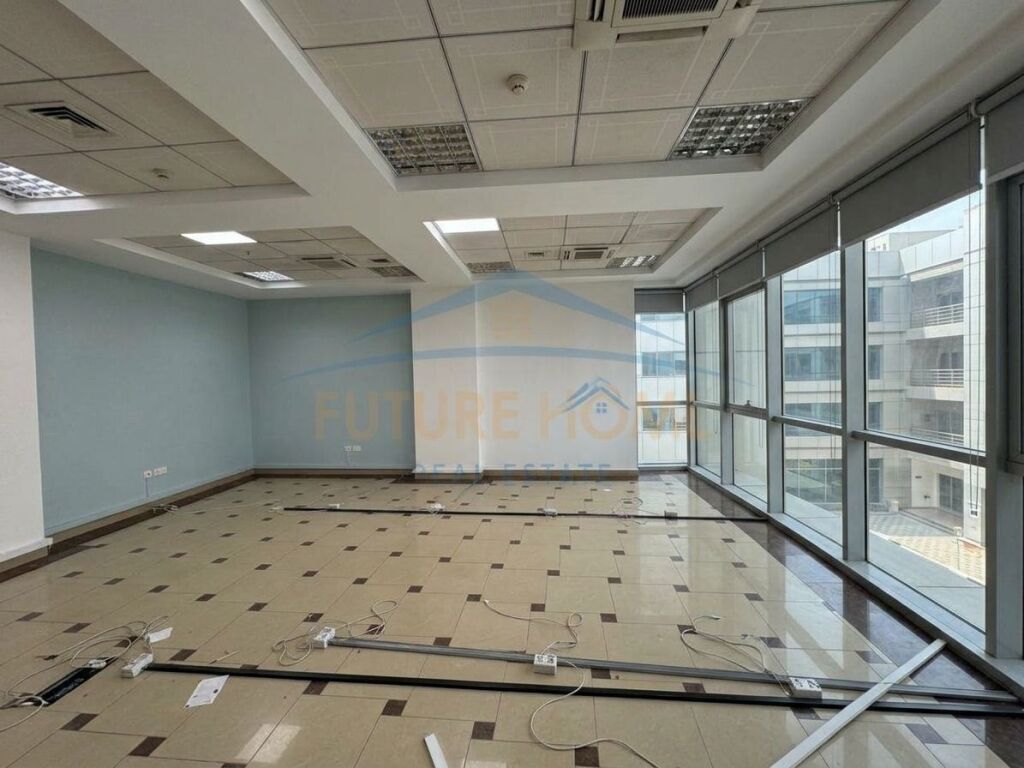 Rent, Business Premises, Barrikadave Street