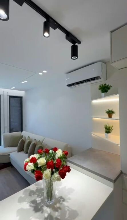 Qera | Apartament 2 + 1 | Rruga e Dibrës | 1000 €/muaj i diskutueshem