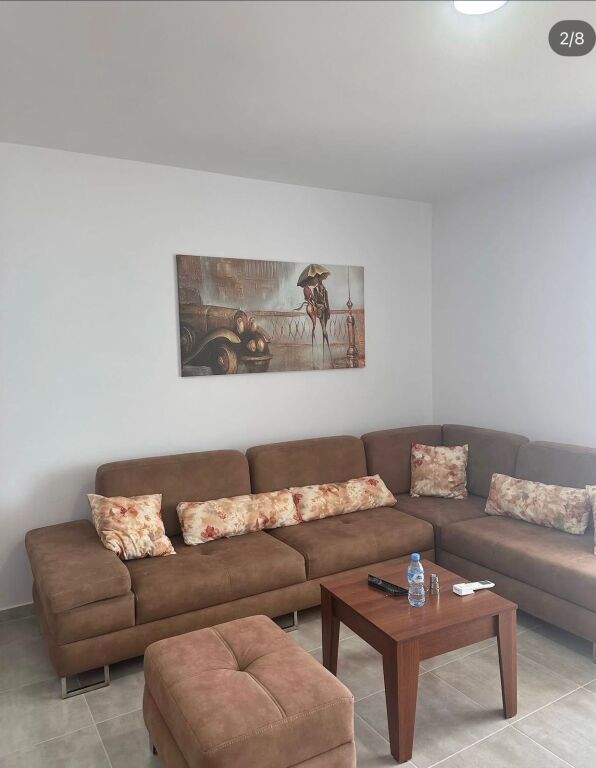 SHITET APARTAMENT 1+1 DHE GARAZHD 19m UJI FTOHTE VLORE