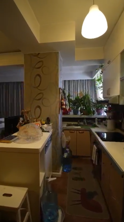 Apartament 2+1+2 per shitje Komuna e Parisit !