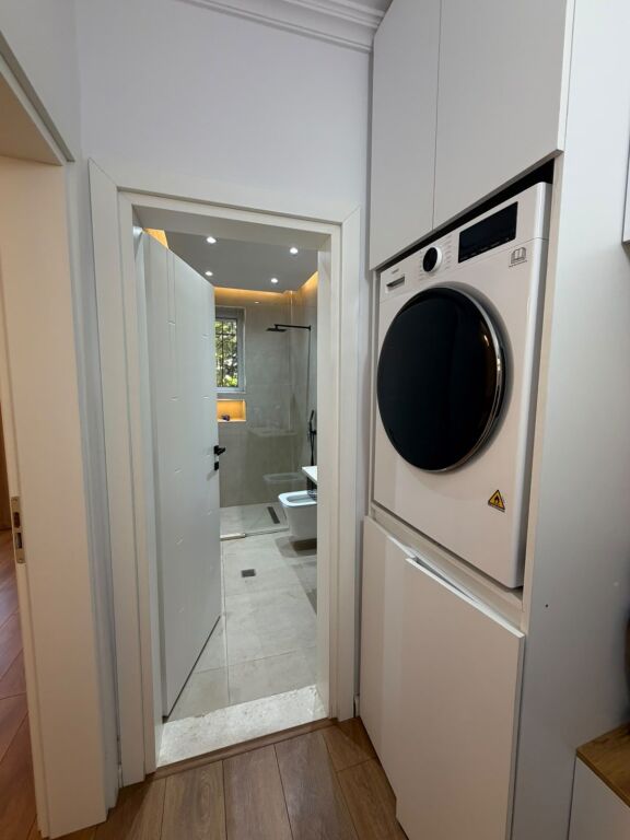 Qera | Apartament 1 + 1 | 21 Dhjetori | 570 €/muaj